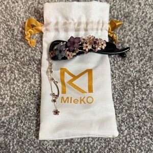 Black Floral Hair Clip